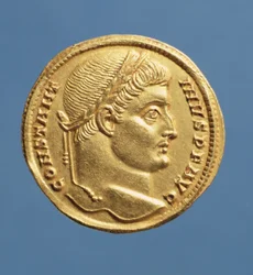 Solidus (Obverse) of Constantine I, the Great (306-337) Wearing a Laurel Wreath. Inscription: CONSTANTINVS P F AVG